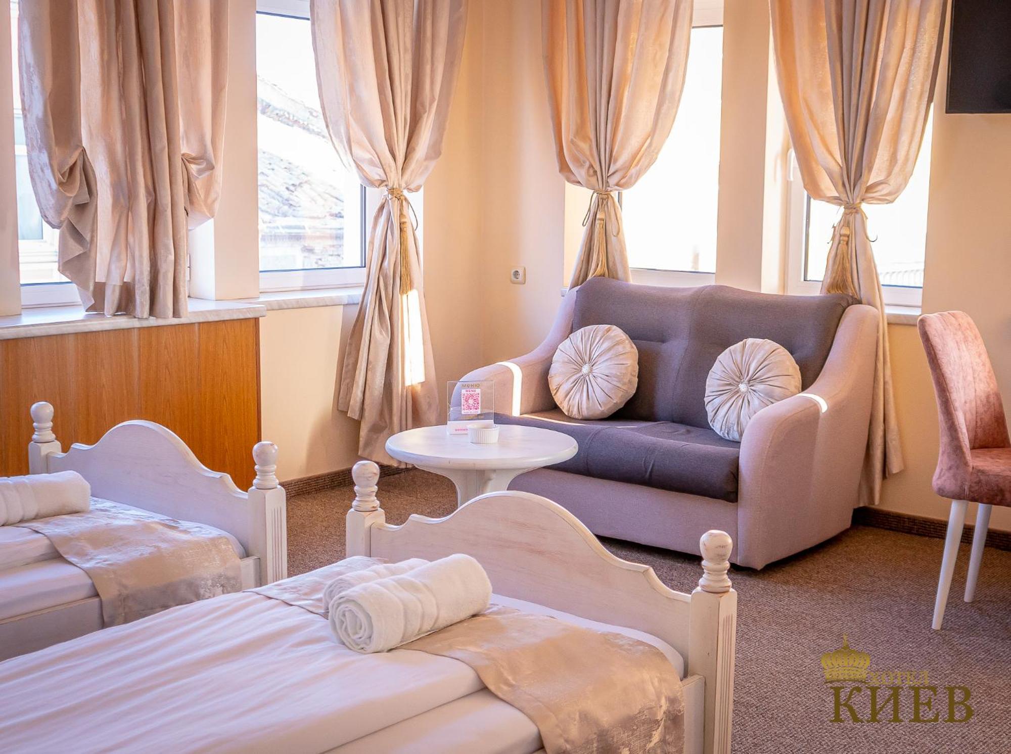Hotel Kiev Veliko Tárnovo Exterior foto